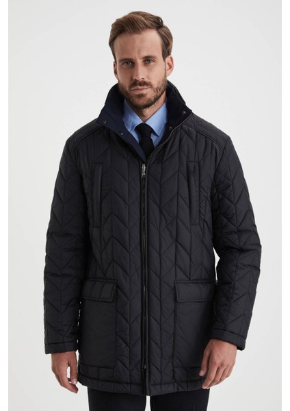 Kaz Tüyü Dolgulu Lacivert-Siyah Çift Taraflı Mont