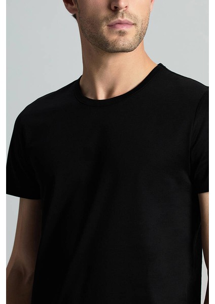 Bisiklet Yaka Siyah Basic T-Shirt modelleri