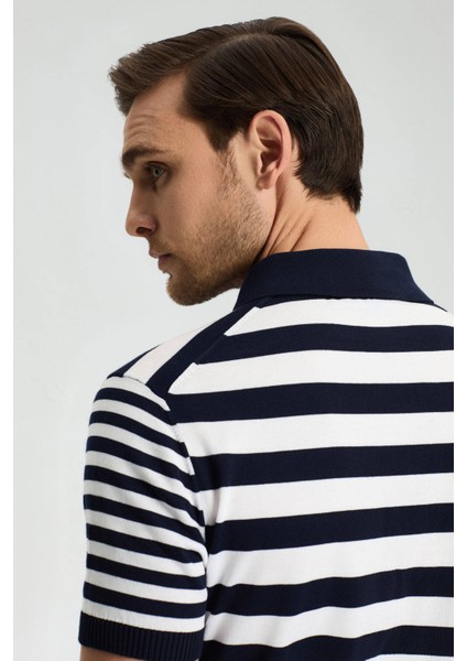 Fermuar Detaylı Beyaz Lacivert Çizgili Merserize Pamuk Triko Polo modelleri