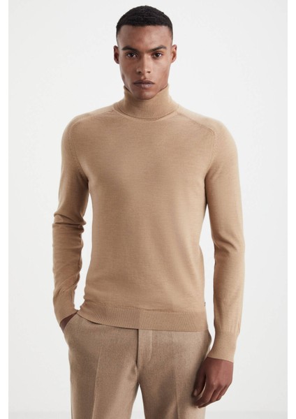 Camel Boğazlı Slim Fit Merino Yün Triko