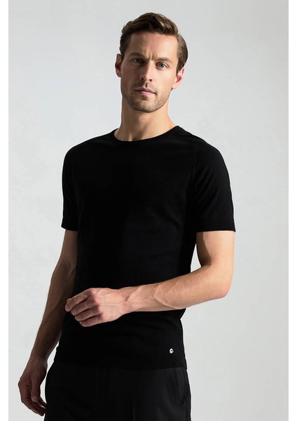 Bisiklet Yaka Siyah Giza Pamuk Triko T-Shirt