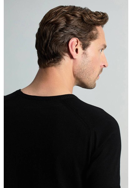 Bisiklet Yaka Siyah Giza Pamuk Triko T-Shirt fırsatları