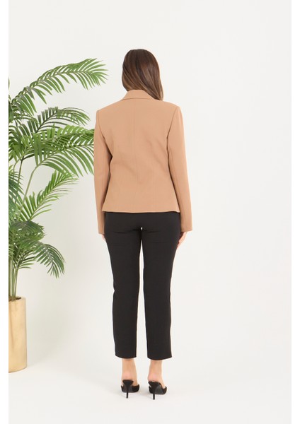 Kadın Tek Düğme Belden Oturtmalı Spor Ceket