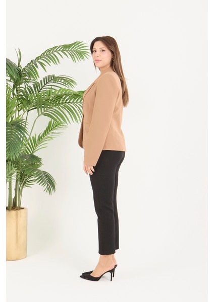 Kadın Tek Düğme Belden Oturtmalı Spor Ceket