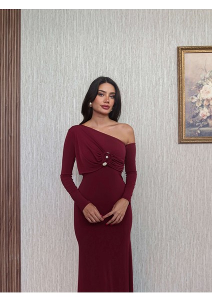 Tek Omuz Taş Aksesuarlı Maxi Elbise fiyatları
