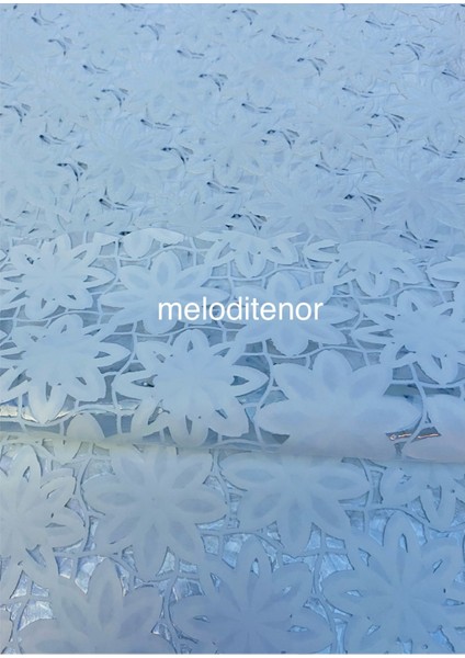 Şeffaf Kaplama Işleme Dantel Yıldız Motifli Kaymaz Kolay Silinebilir Pvc Yuvarlak Muşamba Masa Örtüsü modelleri