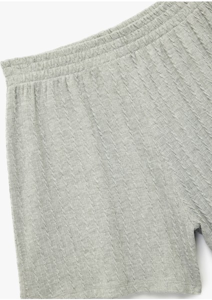 Slim Fit Beli Lastikli Dokulu Mini Şort indirimleri