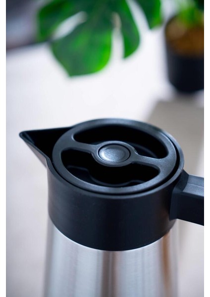 Karat x Serisi Bambu Saplı Termos 2lt fiyatları