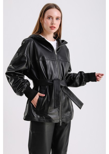 Alicia Kadın Kapüşonlu Deri Mont modelleri