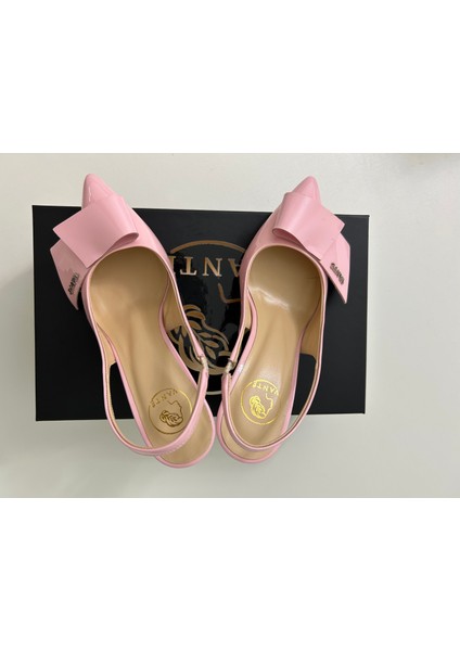 Ayakkabı VANTÉ – Blushe Pembe Rugan Tokalı Stiletto modelleri