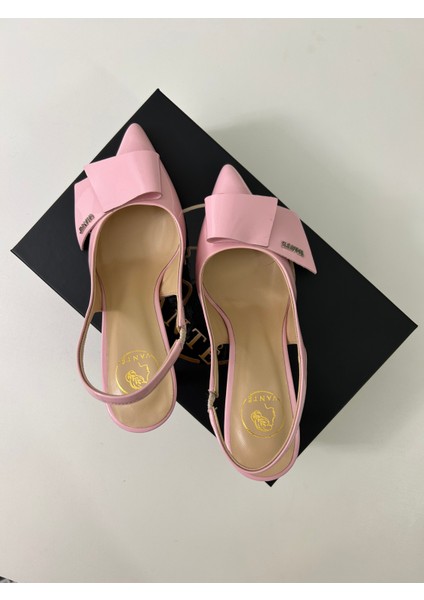 Ayakkabı VANTÉ – Blushe Pembe Rugan Tokalı Stiletto fırsatları