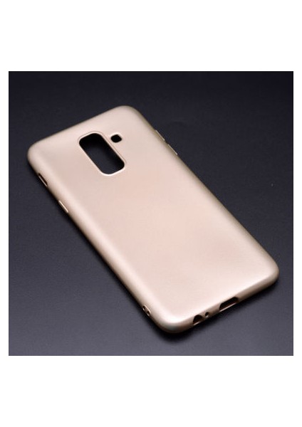 Samsung Galaxy J8 Kılıf Esnek Yapılı Ince Slim Silikon Kapak Ryc/premier