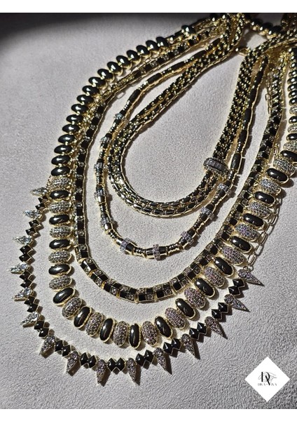 - Lyra - Üçgen Diken Zirkon Detaylı Kadın Kolye indirimleri