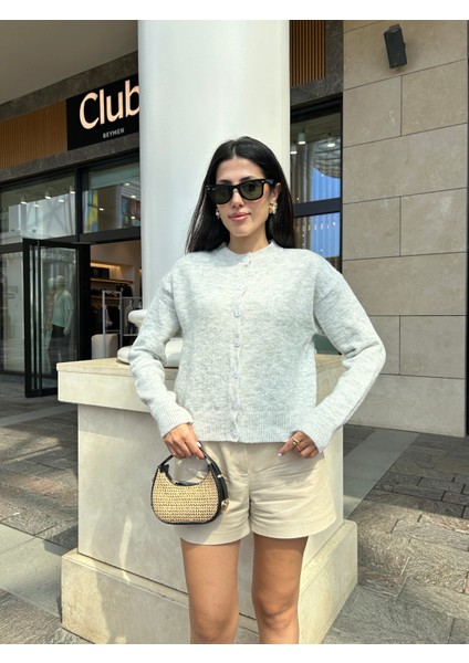 HRK0007 Kadın Yumuşak Dokulu Bisiklet Yaka Düğmeli Triko Hırka indirimleri