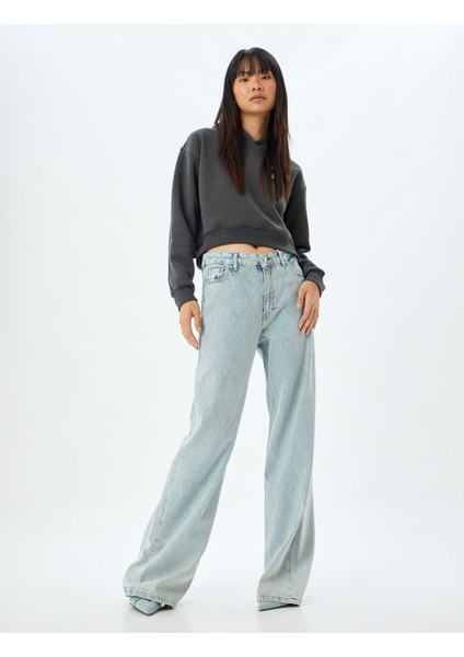 Crop Oversize Sweatshirt Kapüşonlu Arkası Baskılı Şardonlu fiyatları