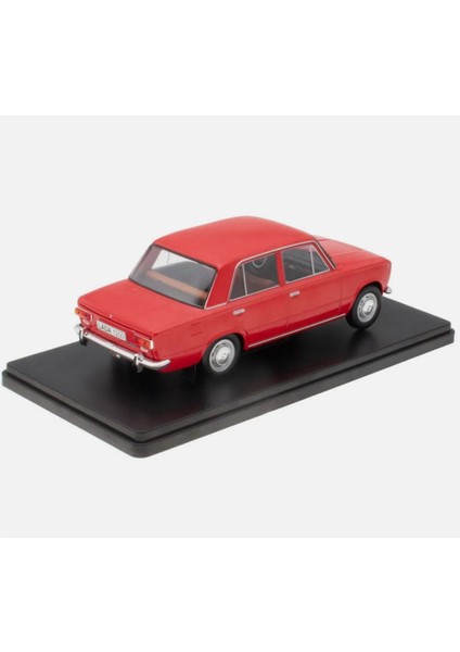 Hachette 1:24 – Lada 1200 (1970) Kırmızı Diecast Model Araba fiyatları