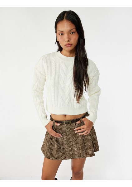 Uzun Kollu Bisiklet Yaka Saç Örgülü Triko Kazak