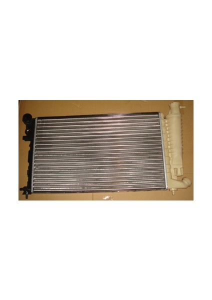 Peugeot 306 Sd/hb 97/00 Su Radyatörü Manuel (Su Bi̇donlu) (Segmanlı Ti̇p) (61X38X3)