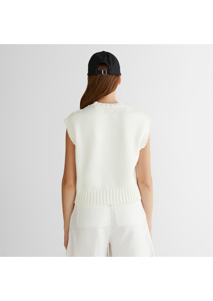 Kadın Krem Bisiklet Yaka Logolu Triko fiyatları