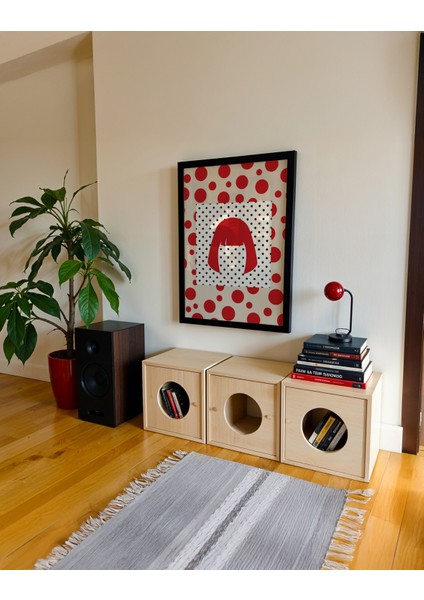 Red Dots and Hair - Doğal Ahşap Çerçeveli Tablo - İllüstrasyon Poster - Curated By Push