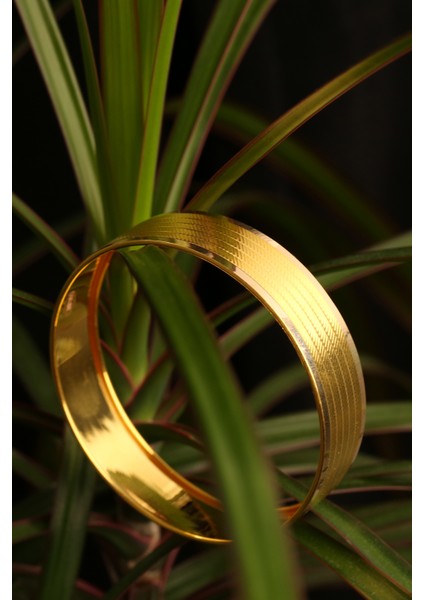 14 Ayar Hediyelik Altın Bilezik 14HDY039 fırsatları