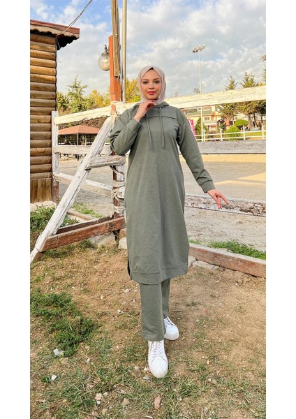 Uzun Tunik Kapşonlu Kenardan Yırtmaçlı Ikili Spor Takım - 03034-1.005 - Haki