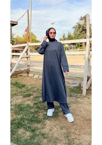 O Yaka Yırtmançlı Uzun Geniş Rahat Tunik Pantolon Sade Basic Spor Takımı - 03040-1.017 - Antrasit modelleri