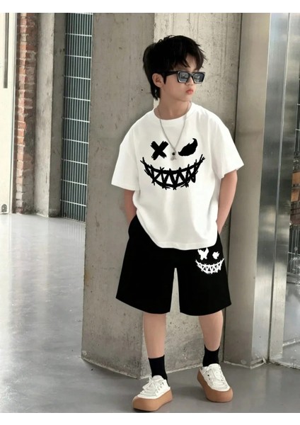 Erkek Çocuk Yeni Çarpılı Yüz Baskı Desenli Tişört ve Şort Takım