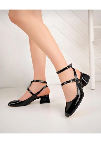 Kadın Kare Burunlu Rugan Geniş Topuklu Ayakkabı-Siyah