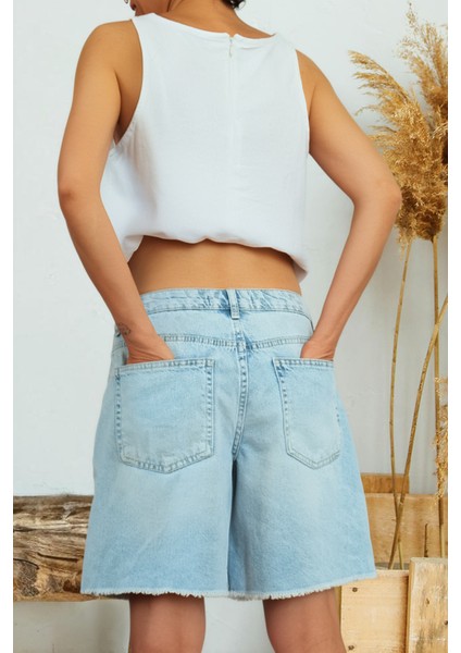 Awen Mom Paçası Kesik Denim Şort Açık Mavi fiyatları