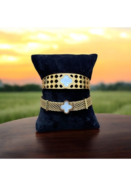 Beyaz Yoncalı Çelik Bileklik Seti CNS070