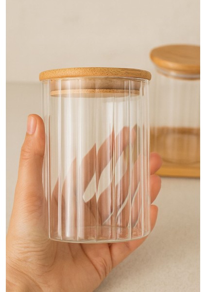 Borosilikat Cam Bambu Stantlı ve Bambu Kapaklı Optik Çizgili Baharatlık Seti 430 Ml( ALG11520) modelleri