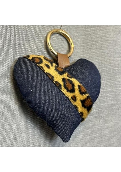 1157 El Yapımı Kalp Model Leopar Şerit Anahtarlık fiyatları