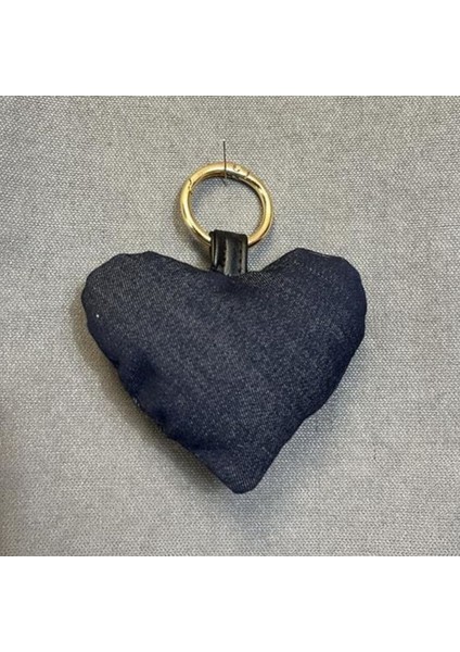 5779 El Yapımı Kalp Model Gül Motifli Anahtarlık modelleri