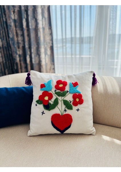 Tulip Punch Işlemeli Özel Tasarım Kırlent