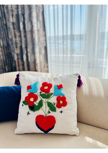 Tulip Punch Işlemeli Özel Tasarım Kırlent modelleri