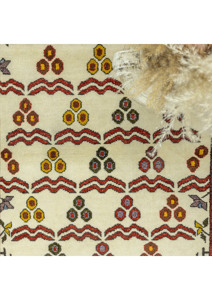 Neyra Çintemani Desenli Yün Halı 90X130 cm modelleri