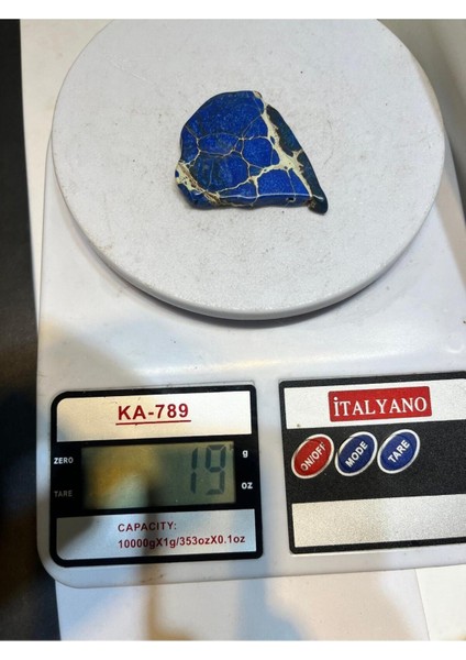 Lacivert Varasit Cesaret Doğaltaş