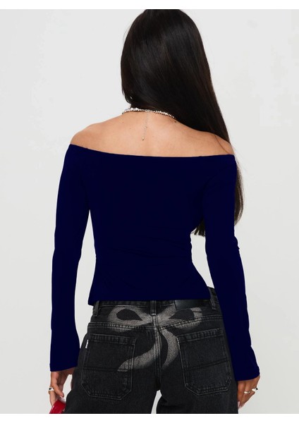 Madonna Yaka Yırtmaç Detaylı Uzun Kollu Bluz indirimleri