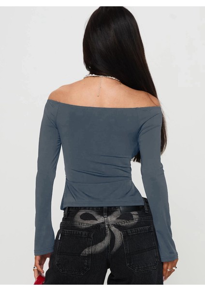 Madonna Yaka Yırtmaç Detaylı Uzun Kollu Bluz fırsatları