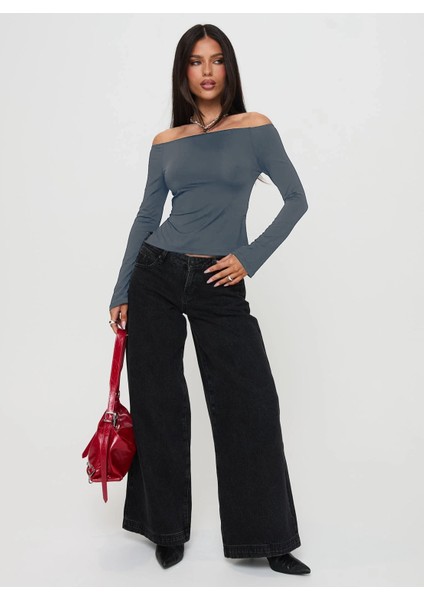 Madonna Yaka Yırtmaç Detaylı Uzun Kollu Bluz