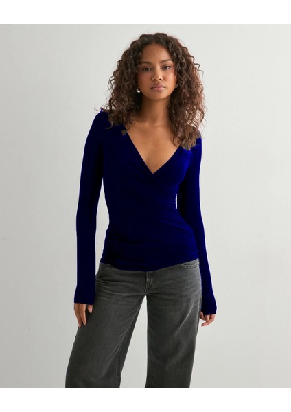 Uzun Kollu V Yaka Kruvaze Bluz