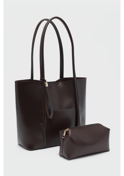 Pebbled Omuz Çantası Kahve fiyatları