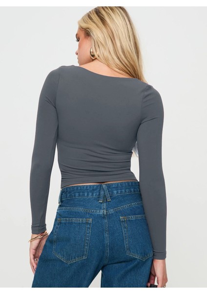 Uzun Kollu Kare Yaka Slim Fit Kadın Crop Bluz modelleri