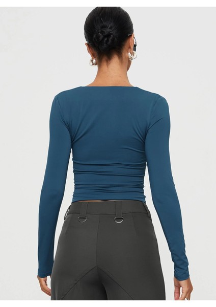 Kare Yaka Uzun Kollu Crop Bluz – Esnek Kumaş, Modern Stil modelleri