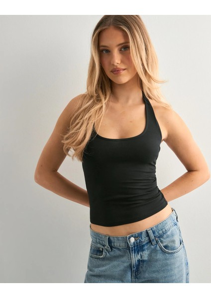 Boyundan Askılı Halter Yaka Crop Top fırsatları