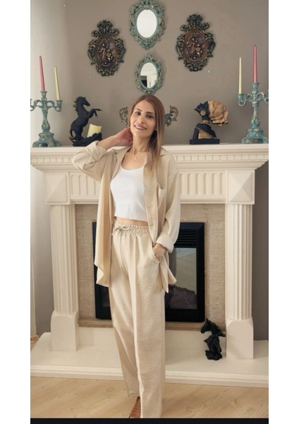 Krem Gömlekli Takım