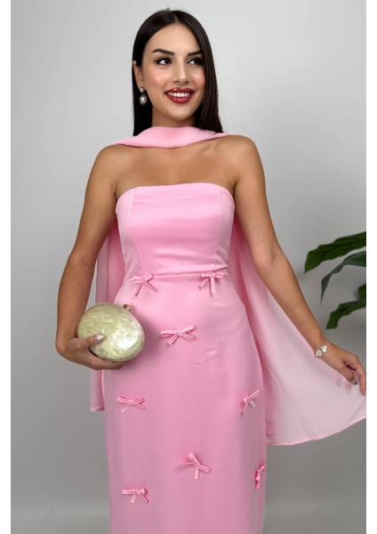 Lilina Straplez Fiyonk Detaylı Şal Aksesuarlı Uzun Pembe Abiye Elbise modelleri