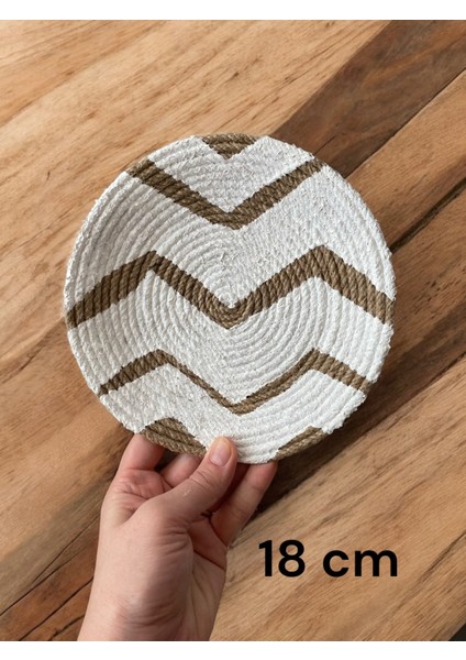 Beyaz 5'li El Yapımı Hasır Duvar Tabağı Seti – Şık ve Dekoratif Duvar Süsü Koleksiyonu