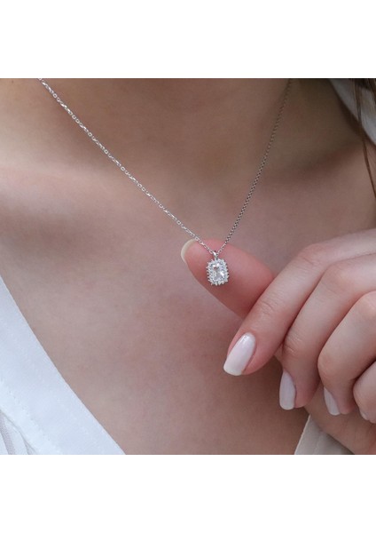 Baget Taşlı Gümüş Kolye modelleri